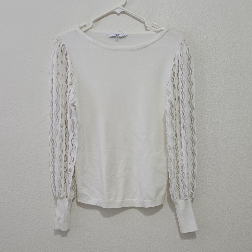 Sioni Ivory Blouse with Textured Sleeves S